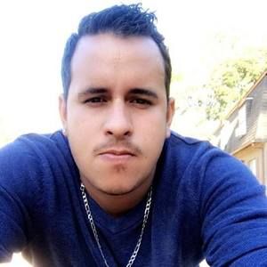 Meet your Posher, Luis